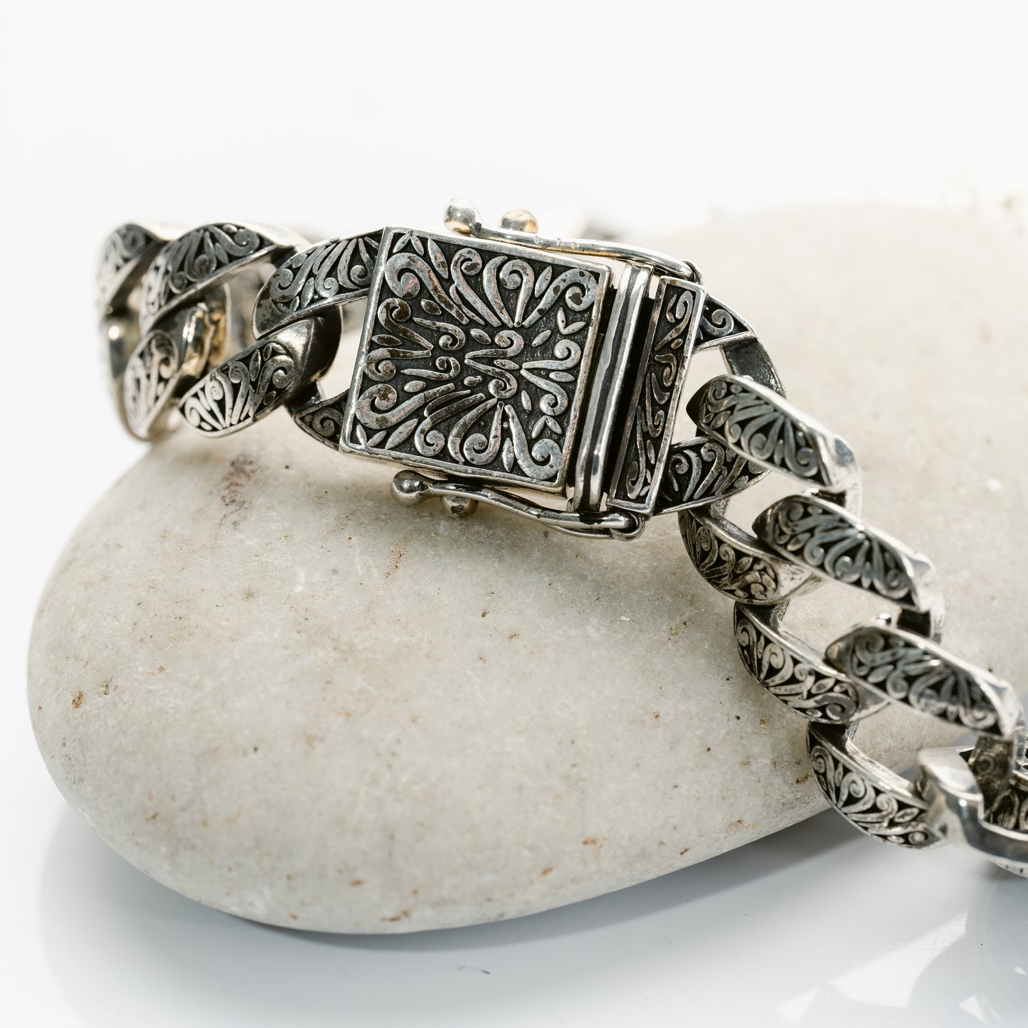 Filigree Center Stone Square Bracelets (Small)